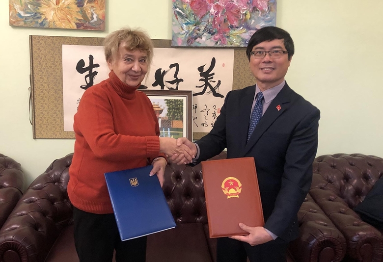 Lancement du projet Jardin naturel et culturel du Vietnam en Ukraine